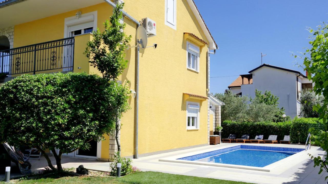 Holiday House Holek Шіло Екстер'єр фото